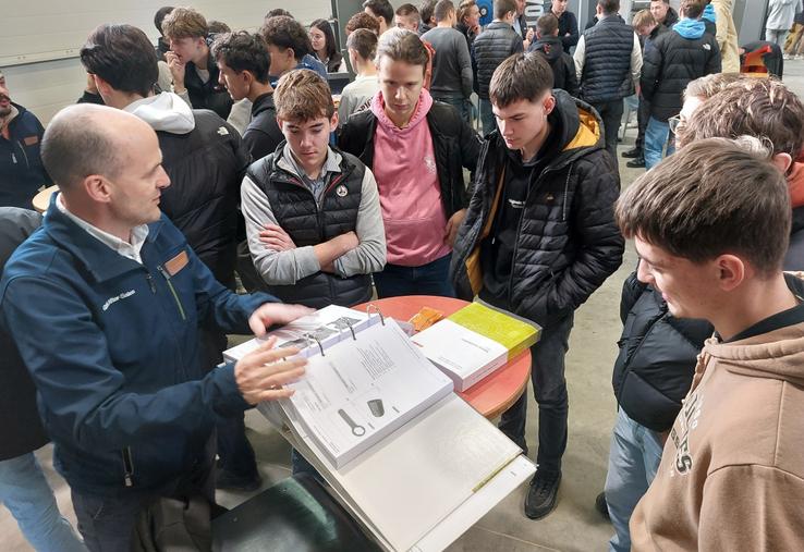 Olivier Lamblin a présenté son métier de responsable de la documentation technique chez Claas.